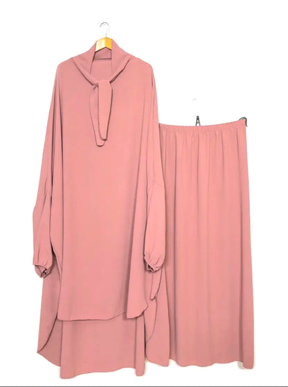 جلباب مع تنورة